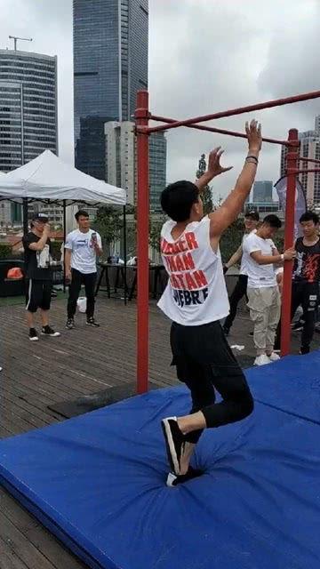 吃瓜群众打球是真的吗视频,一场篮球运动的真实演绎