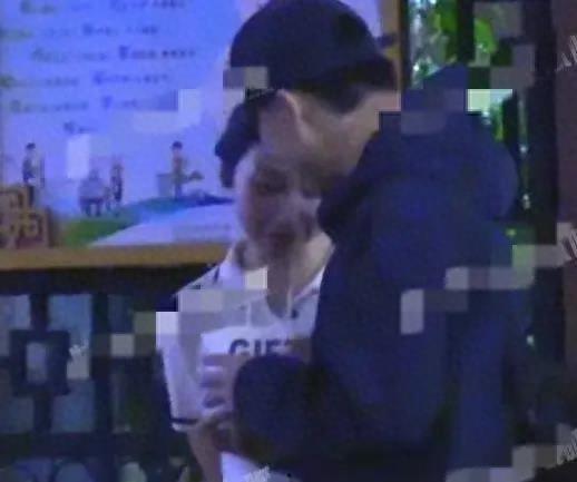 吃瓜特别快视频怎么拍的